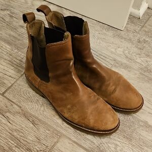 Brown Leather Chelsea Boots with Elastic Panels